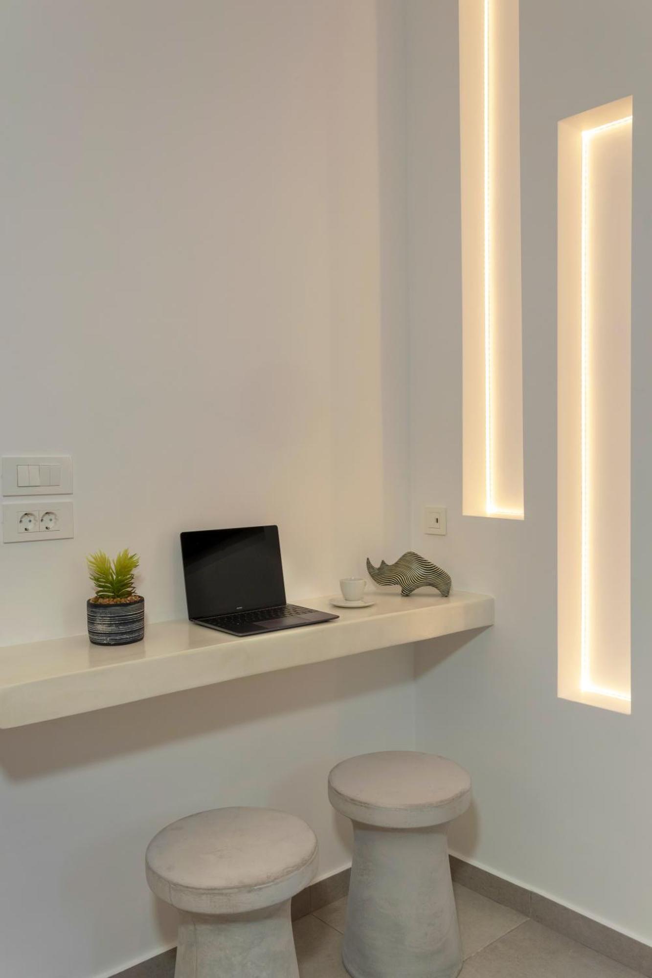 Linea Luxury Suites Fira  Exterior foto