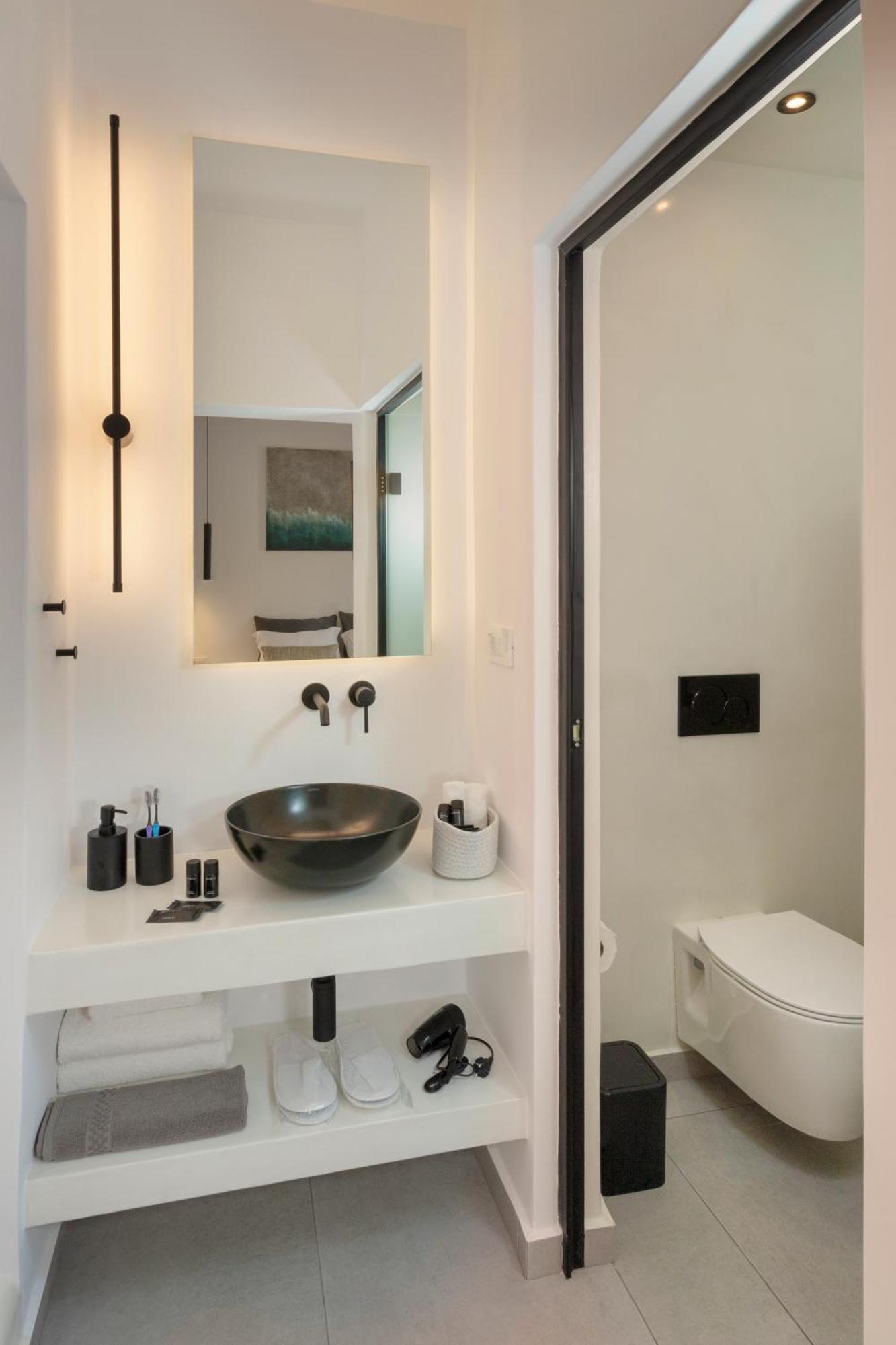 Linea Luxury Suites Fira  Exterior foto